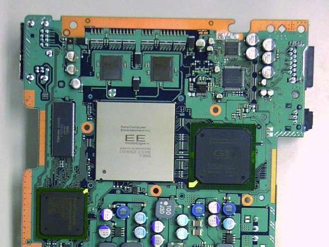 PlayStation2に搭載された半導体の写真